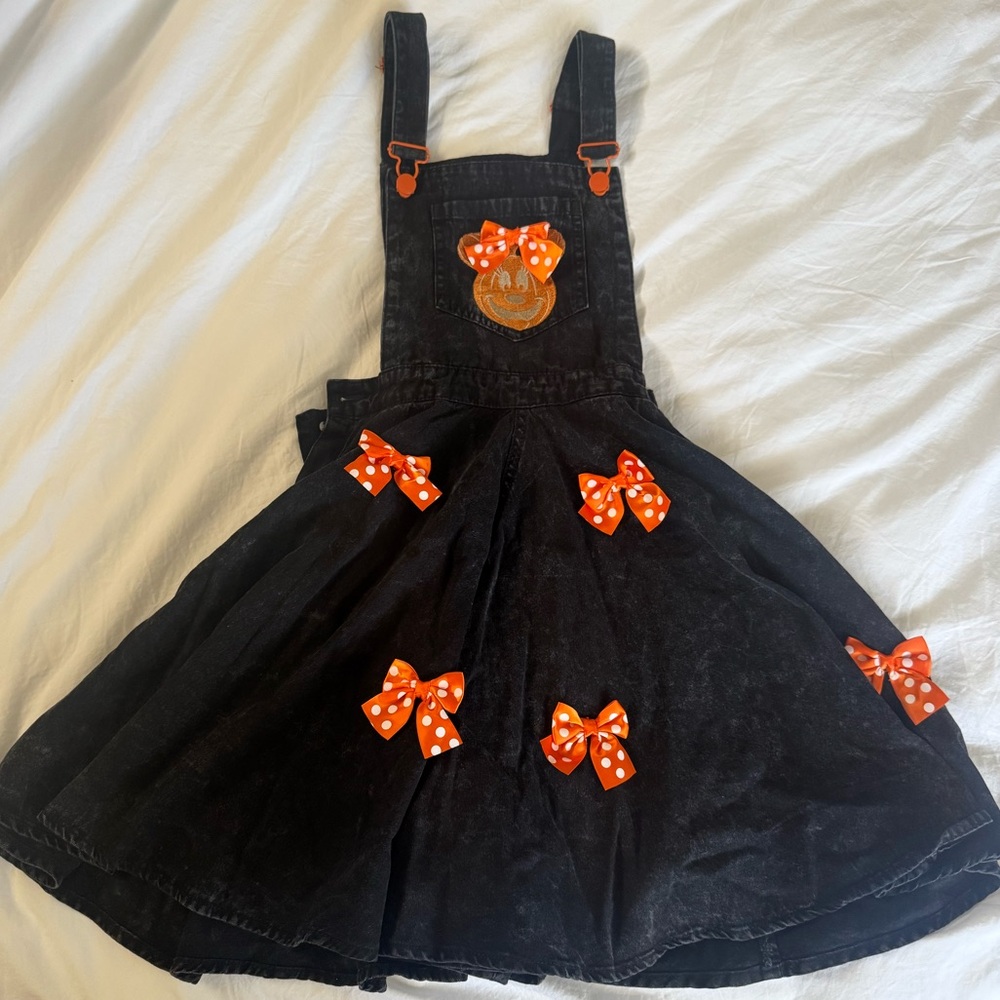 NWT Disney Minnie Mouse Halloween Overalls Romper